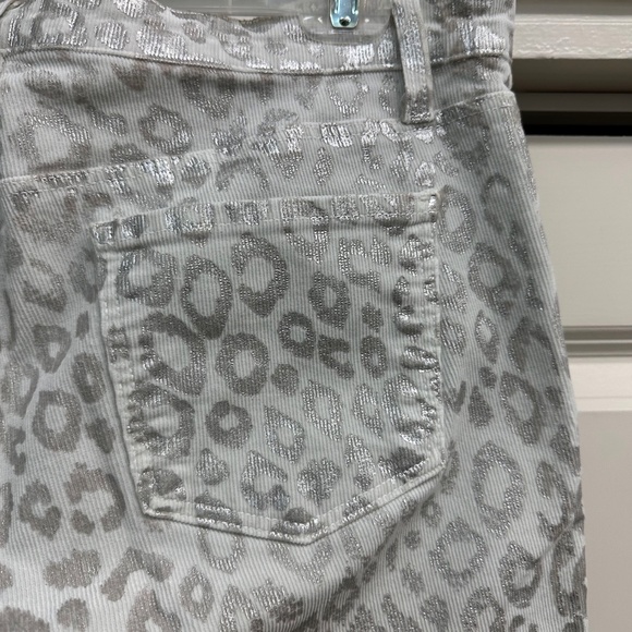 J Brand Selena Mid Rise Crop Boot Corduroy Jeans in Snow Leopard - Picture 5 of 9